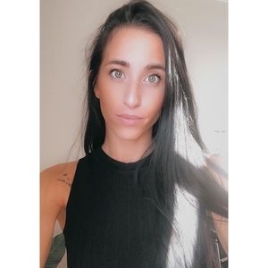 Meet your Posher, Frédérique